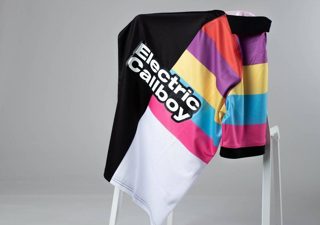 Ein Trikot als Merchandise von Electric Callboy