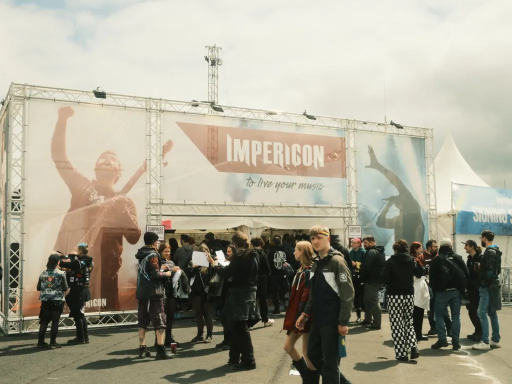 Verkaufsstand von Impericon auf dem Rock am Ring Festival